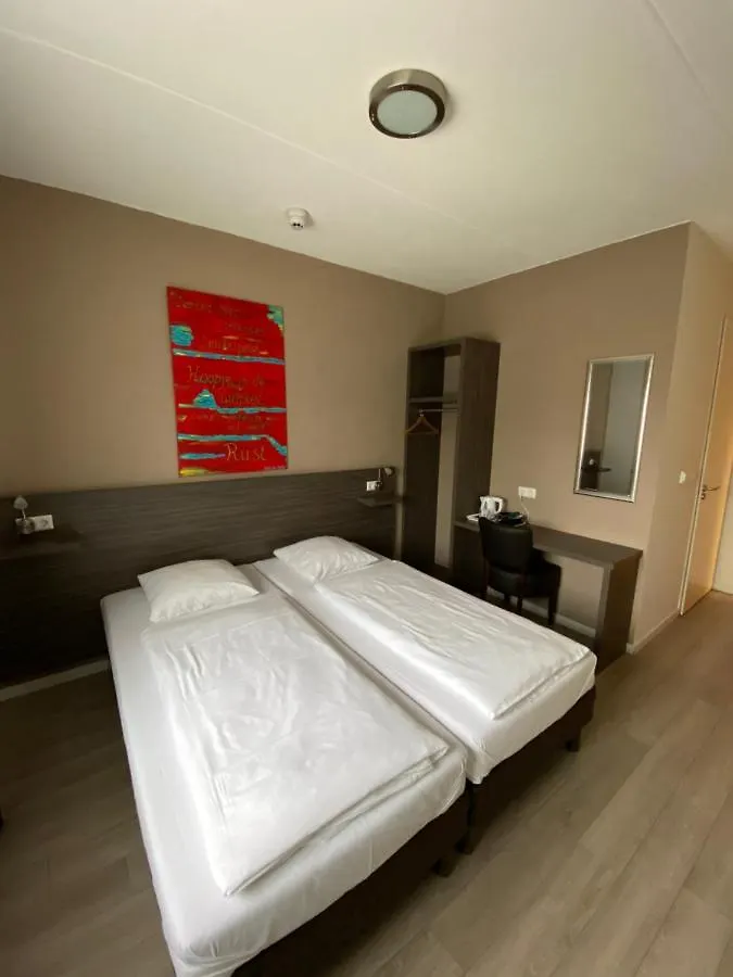 Hotel De Keizerskroon Amsterdam-Schiphol-Halfweg 3*, Halfweg Netherlands