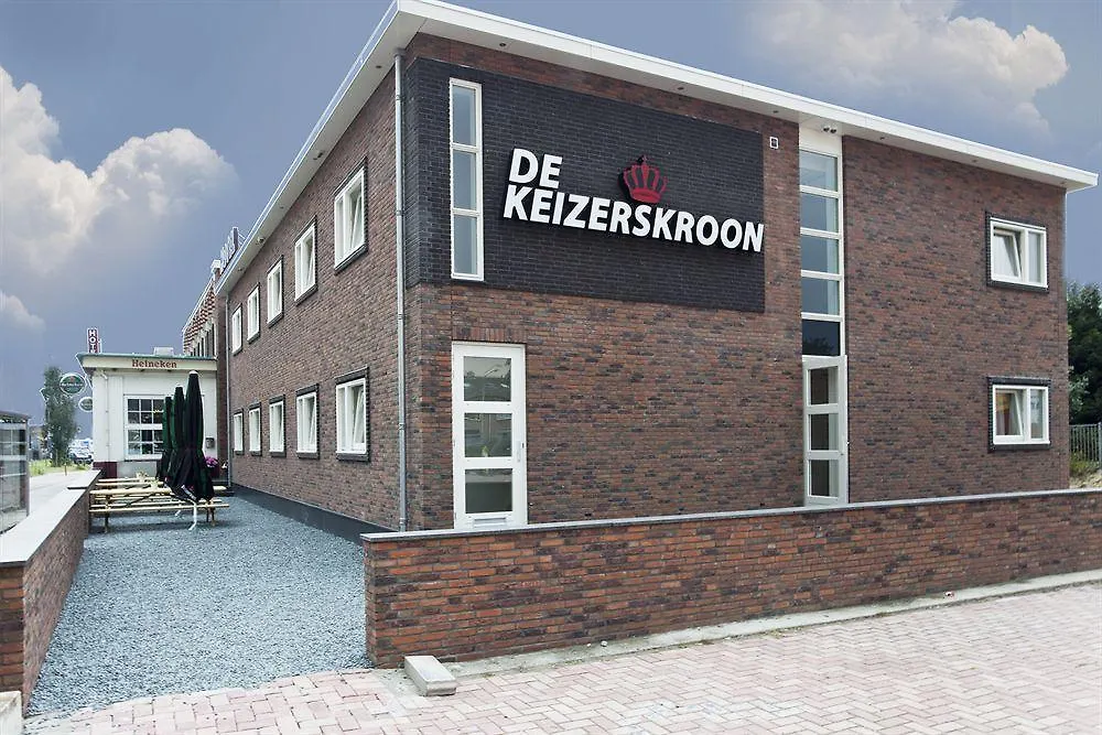 Hotel De Keizerskroon Amsterdam-Schiphol-Halfweg 3*, Halfweg